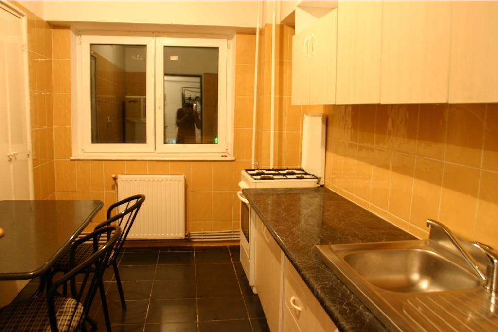 Apartament Bacau - Bacau City Centre Apartment Ruang foto